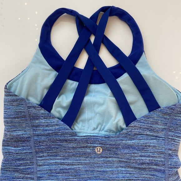 lululemon athletica Tops - Lululemon tank with built-in-bra in blue stripes, size 6. New